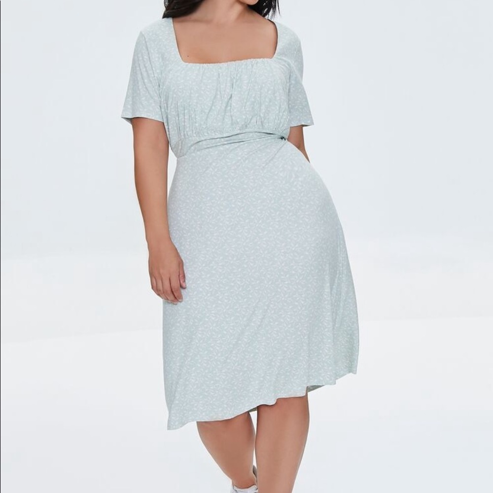 Forever 21 | Plus Ditsy Floral Print Dress | Light Blue-Green